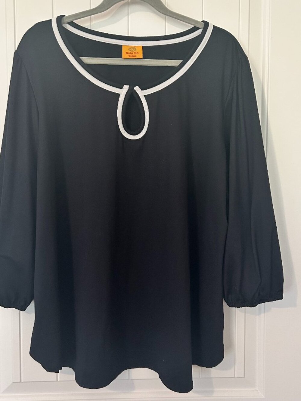 Ruby Rd Womens Top Short Sleeve Black Minimalist Casual Blouse Fits Like XL